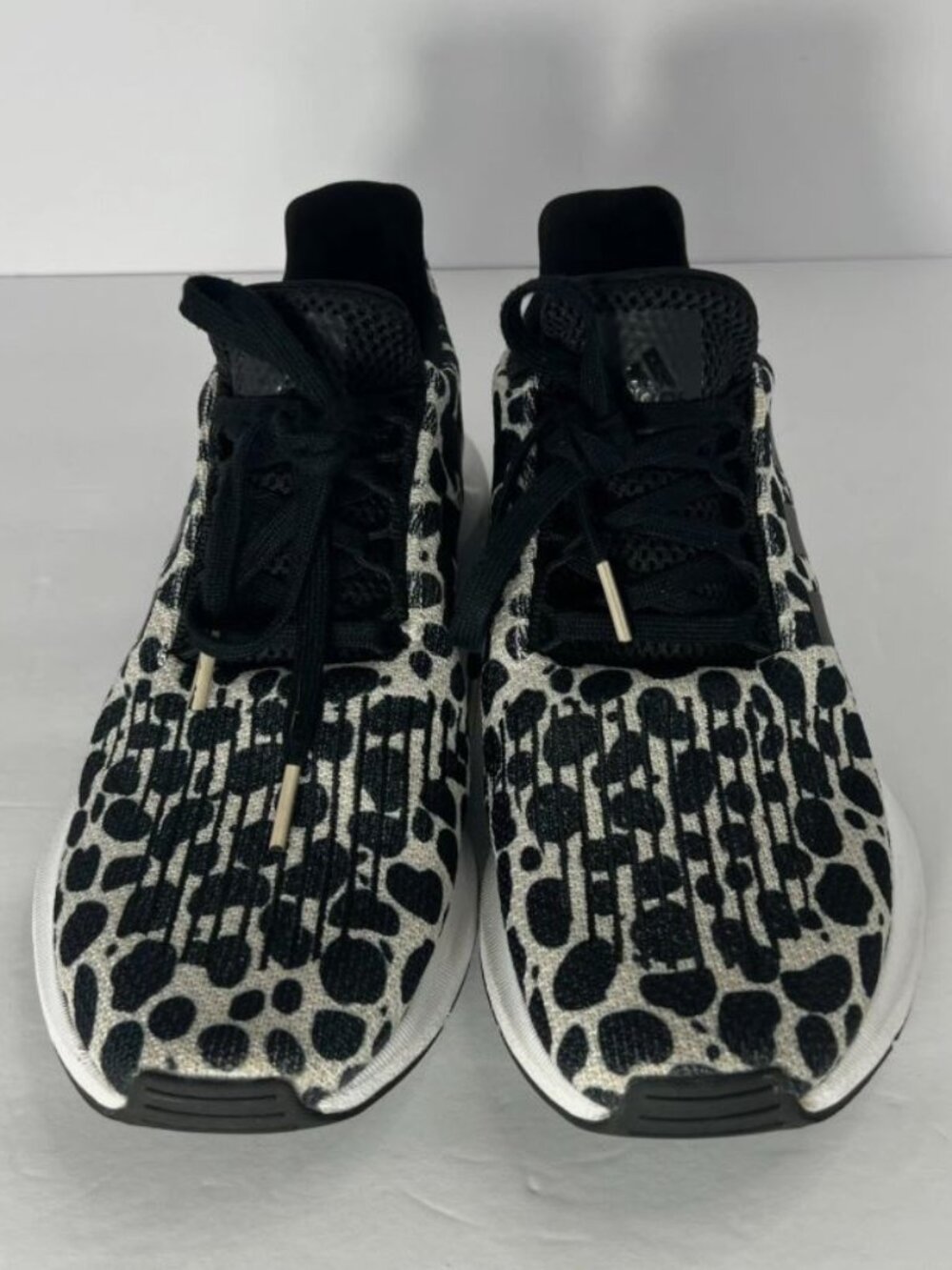 Adidas Swift Run Women's Sz 7.5 Cheetah Leopard Animal Print Black White